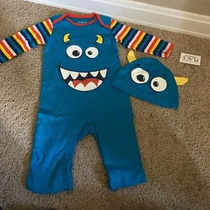 NWT BABY BOY ONE PIECE SUIT SZ 3-6 months